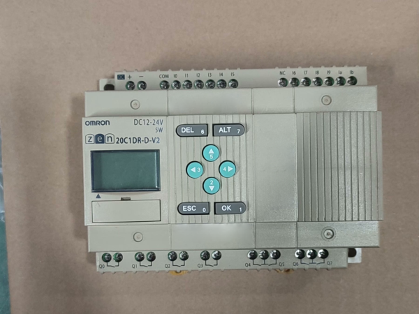 ro-le-lap-trinh-omron-zen-20c1dr-d-v2
