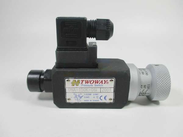 cong-tac-ap-suat-twoway-dna-150k-22b