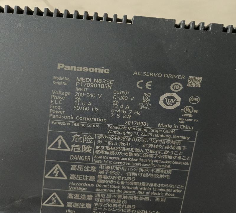 bo-dieu-khien-servo-panasonic-medln83se