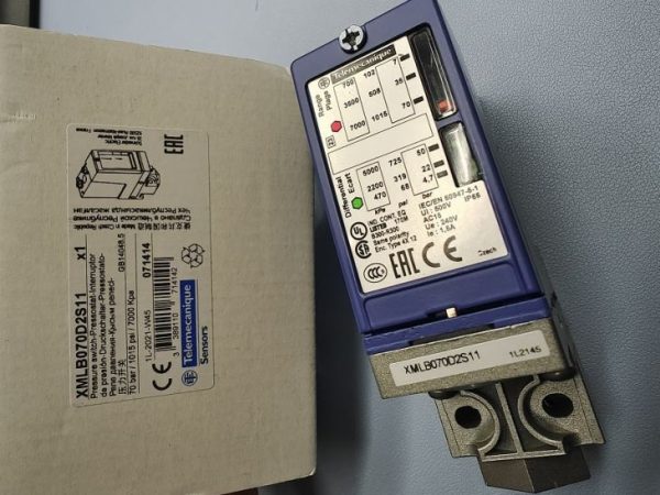 pressure-sensor-telemecanique-xmlb070d2s11