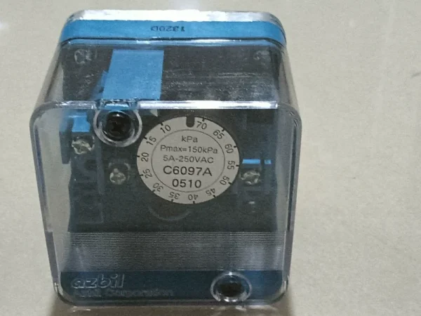 cong-tac-ap-suat-azbil-c6097a0510