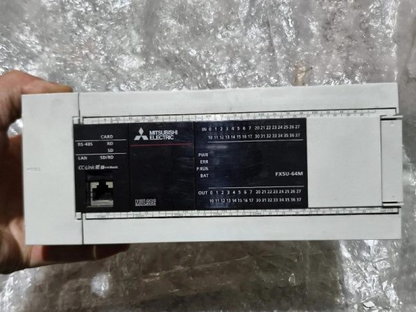 bo-dieu-khien-mitsubishi-fx5u-64mt-es