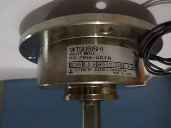 phanh-bot-tu-mitsubishi-zkg-20yn